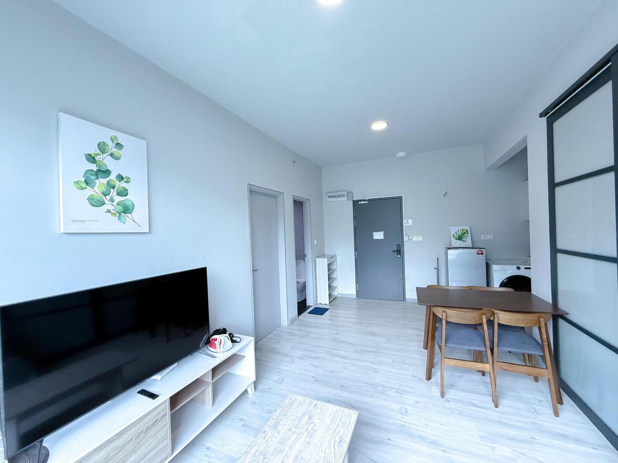 Vv Homestay Jesselton Quay Surla Sabah Mall Kk 亚庇贵赴行馆 Kota Kinabalu Exterior foto